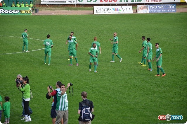 מחצית שנייה של טירוף חושים. שחקני הפועל כפ"ס (אמיר אזון)